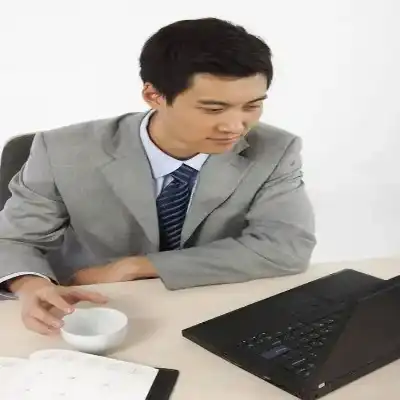 乐梧璟